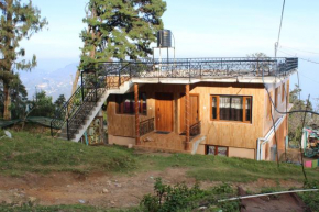 MANNA WOODEN CABINs